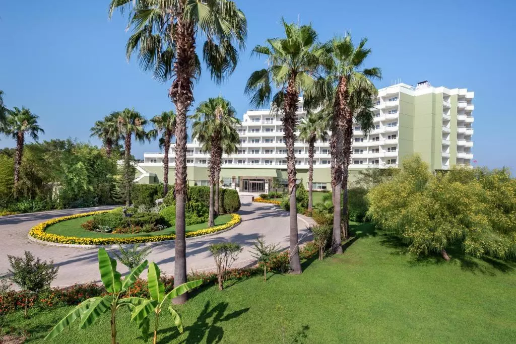 Miarosa Ghazal Resort  GARDEN.jpg